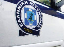 Πειραιάς: Συγκλονιστικό βίντεο με αστυνομικούς να σώζουν άνδρα λίγο πριν πέσει στο κενό από τον 6ο όροφο
