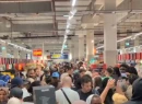Σκηνές χάους στη Γαλλία για την αγορά air-condition: Μεταπωλήσεις έως και 700 ευρώ