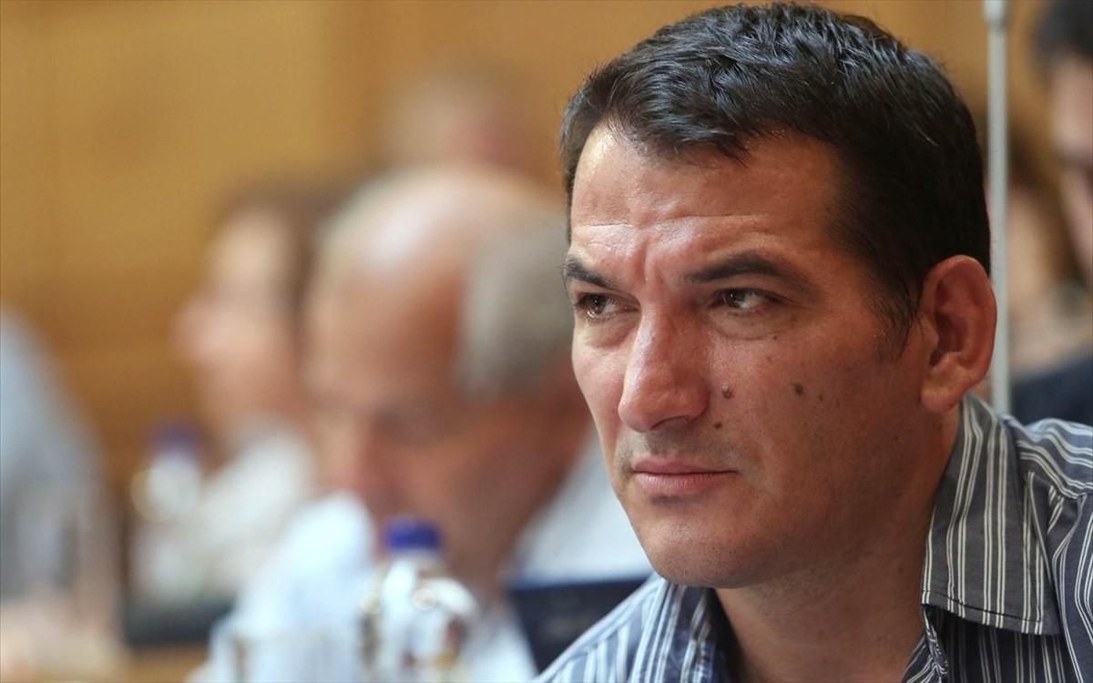 Σαλτσίδης: «Ο Πύρρος έτρωγε γαρίδες και οι αθλητές στα συσσίτια»