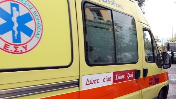 Χαλκιδική: Τραυματίστηκε 46χρονος προσέκρουσε σε σταθμευμένο φορτηγό