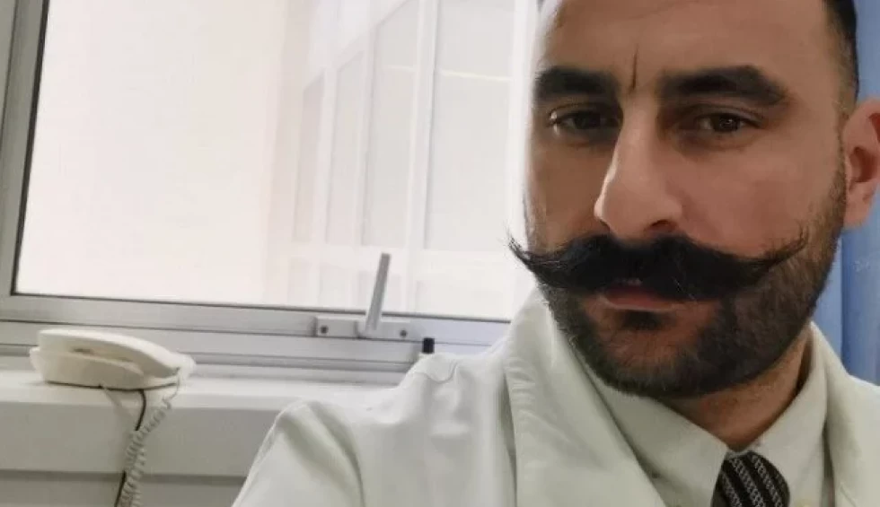 A generic square placeholder image with rounded corners in a figure.