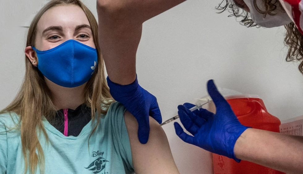 A generic square placeholder image with rounded corners in a figure.