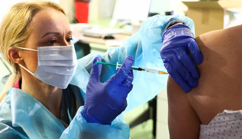 A generic square placeholder image with rounded corners in a figure.