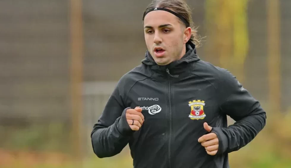 A generic square placeholder image with rounded corners in a figure.