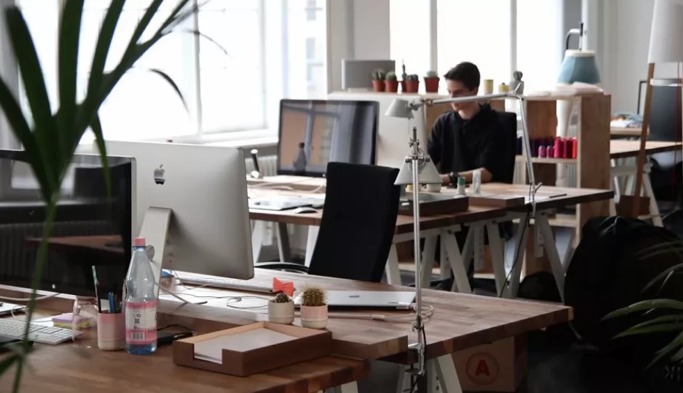 A generic square placeholder image with rounded corners in a figure.