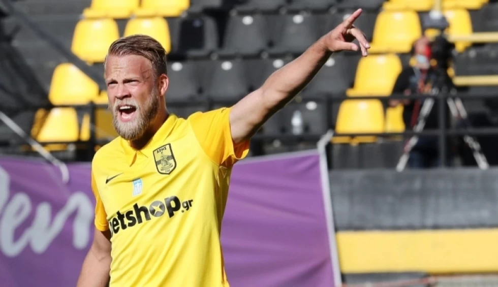 A generic square placeholder image with rounded corners in a figure.