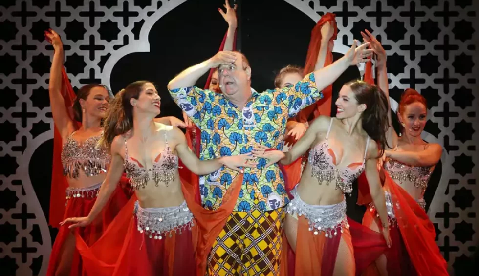 A generic square placeholder image with rounded corners in a figure.