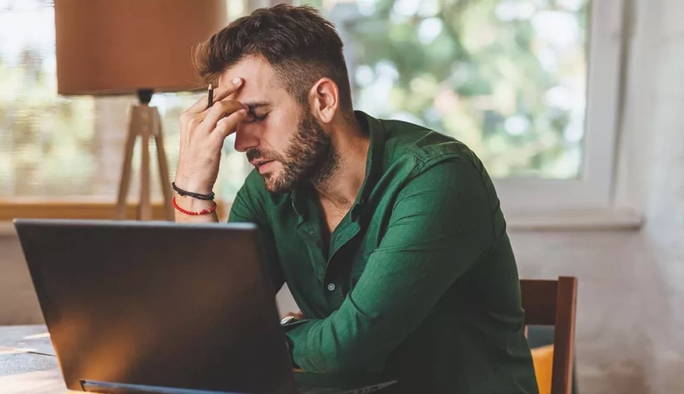 A generic square placeholder image with rounded corners in a figure.