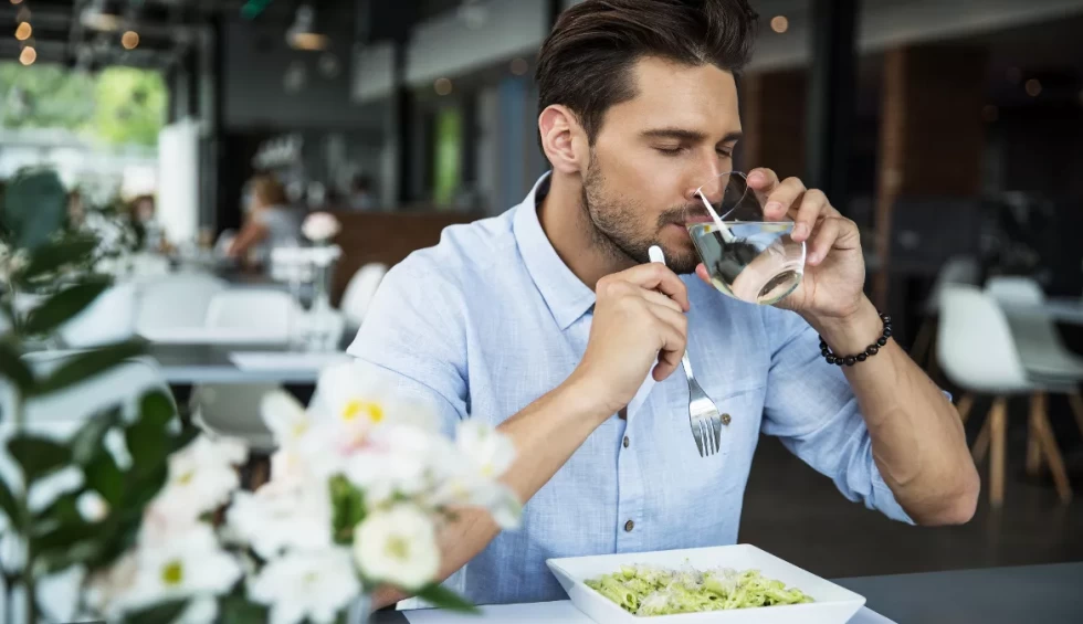 A generic square placeholder image with rounded corners in a figure.