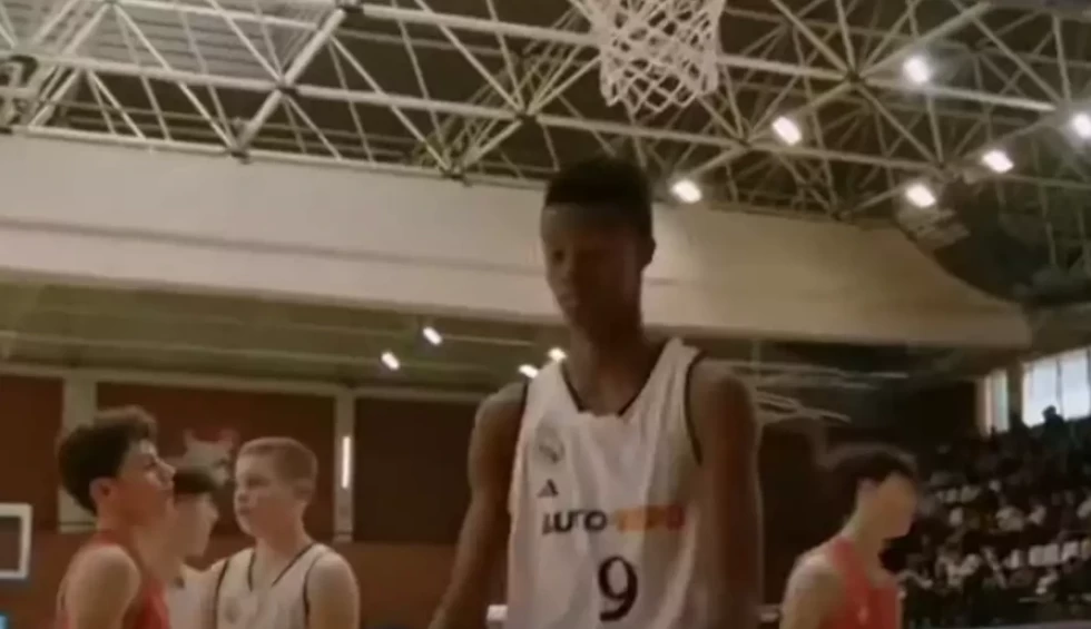 A generic square placeholder image with rounded corners in a figure.