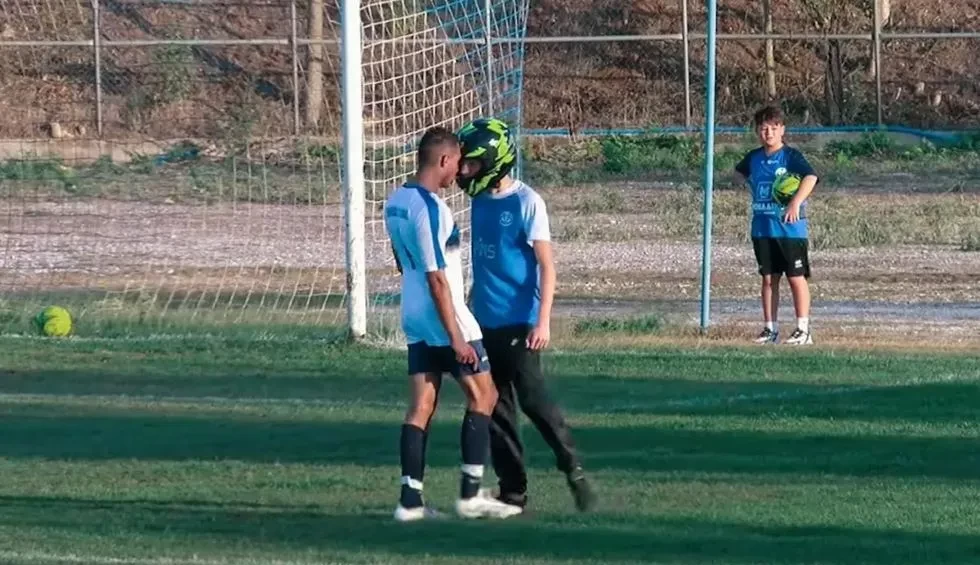 A generic square placeholder image with rounded corners in a figure.