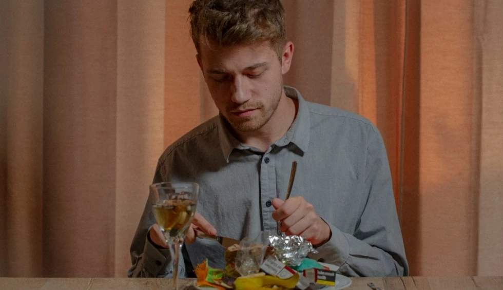 A generic square placeholder image with rounded corners in a figure.