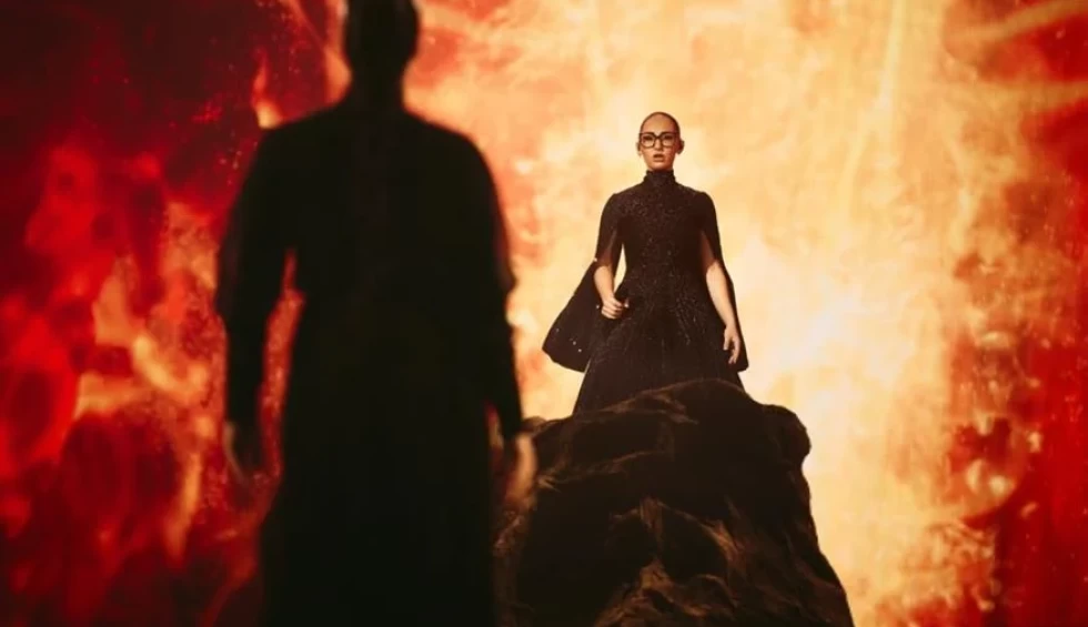 A generic square placeholder image with rounded corners in a figure.