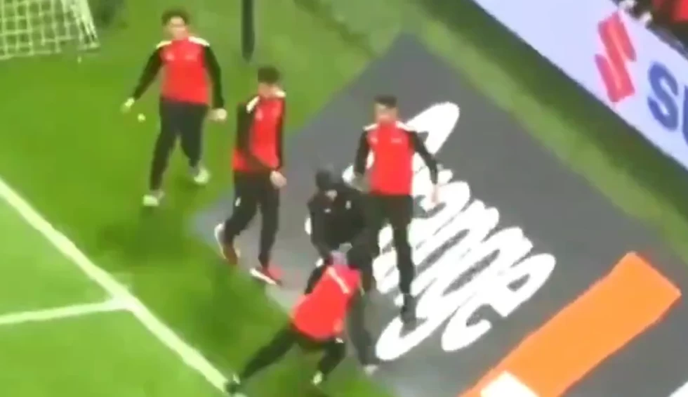 A generic square placeholder image with rounded corners in a figure.