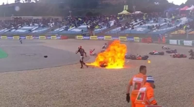Moto2: Τρομακτικό ατύχημα στην Πορτογαλία! Καραμπόλα εννέα μηχανών με φωτιά και συντρίμμια