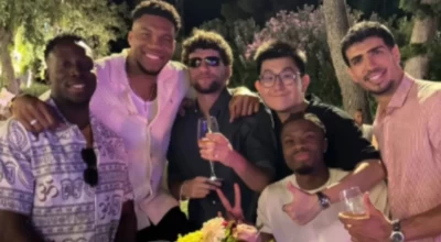 Ρίτσαρντ Χσιάο: Παρέα με Γιάννη και Κώστα Αντετοκούνμπο σε βραδινή έξοδο!