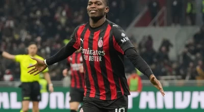 Με… οδηγό τον Λεάο η Μίλαν συνεχίζει πρώτη στη Serie A