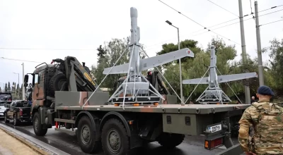 Παρέλαση 25ης Μαρτίου: Αυτά είναι τα νέα οπλικά συστήματα που παρουσιάστηκαν