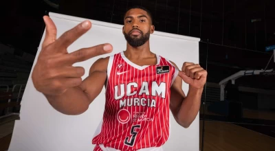 Ο Ντε-Τζούλιους μπήκε στην ίδια λίστα με Πέτροβιτς και Ναβάρο-Ο λόγος