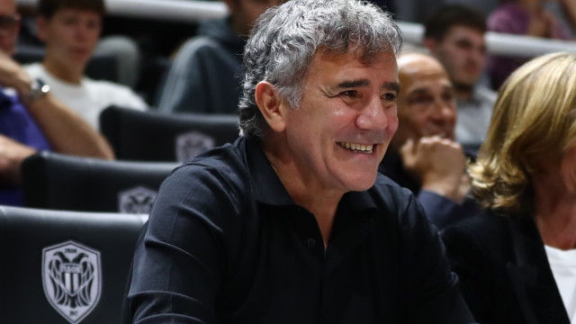 Αποθέωση Μυστακίδη: «Είναι τρελός ο πρόεδρος»